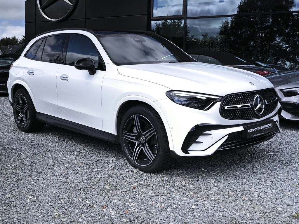 Mercedes-Benz-GLC 220 d-image-4