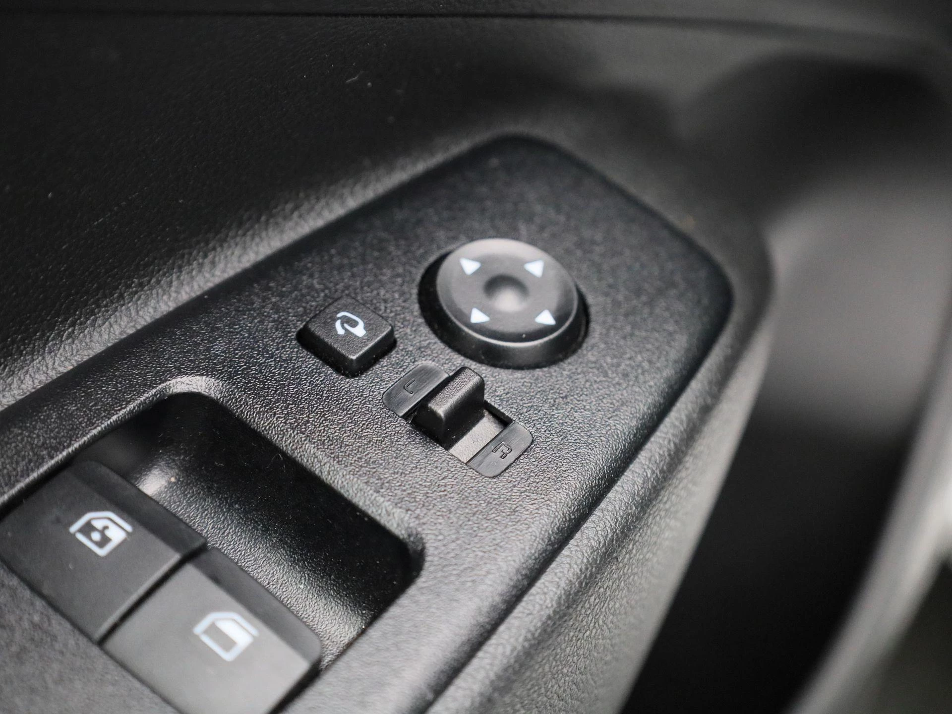 Hyundai-i10-image-24