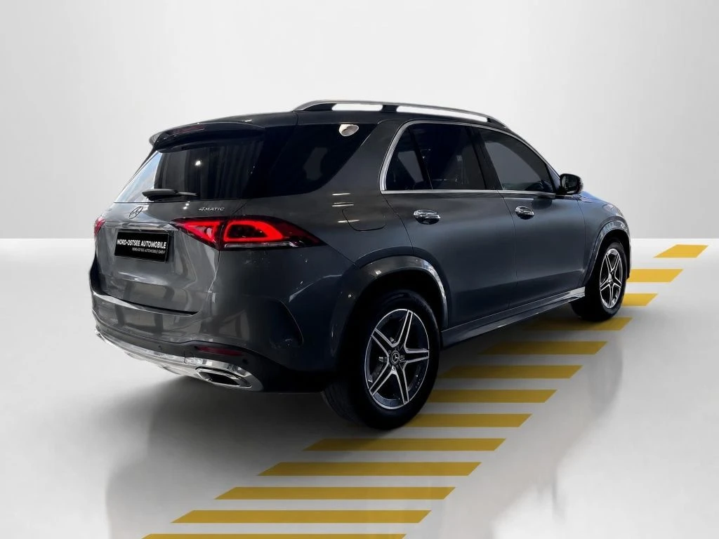 Mercedes-Benz-GLE 350 d-image-13