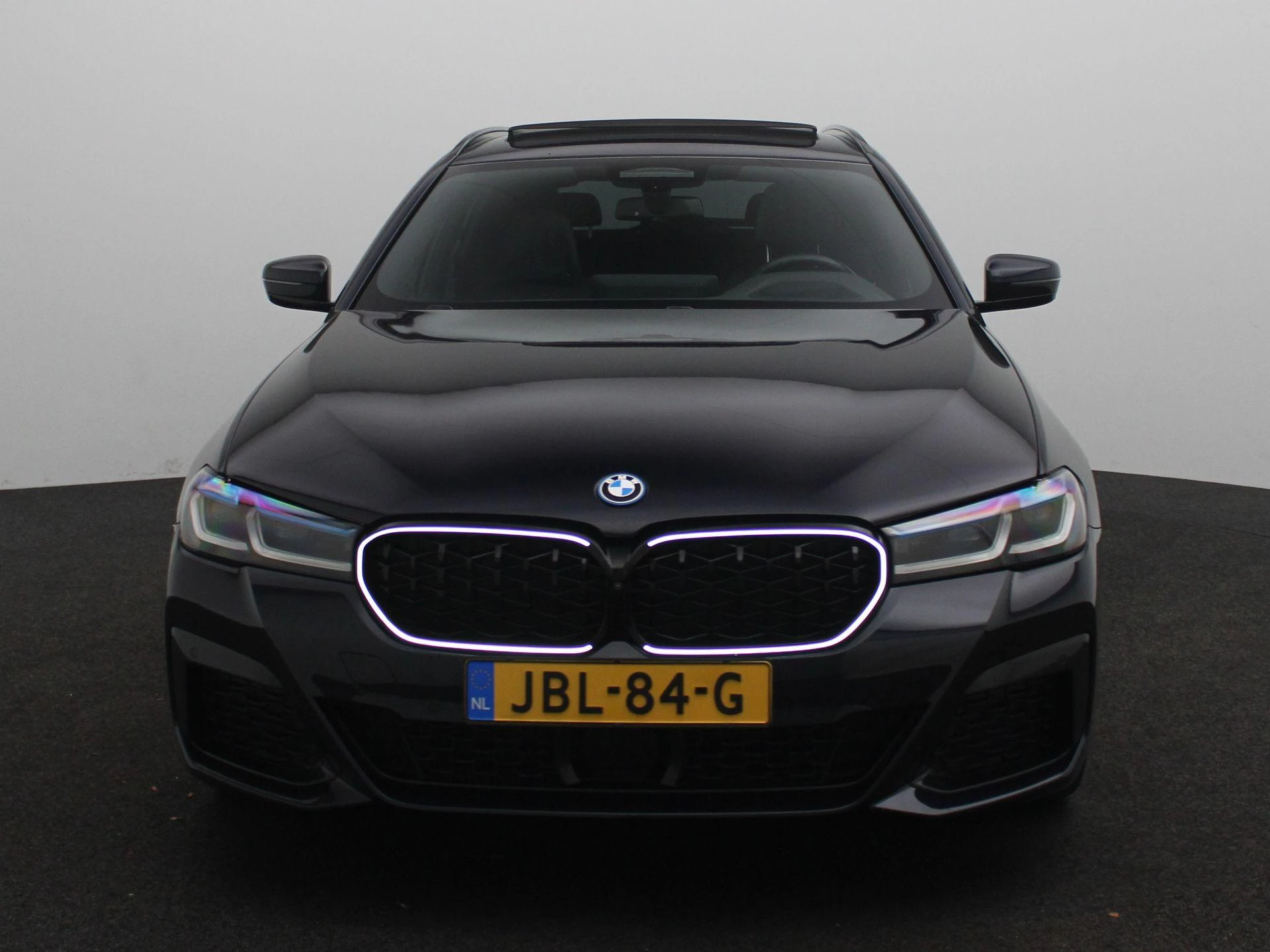 BMW-5 Serie-image-2