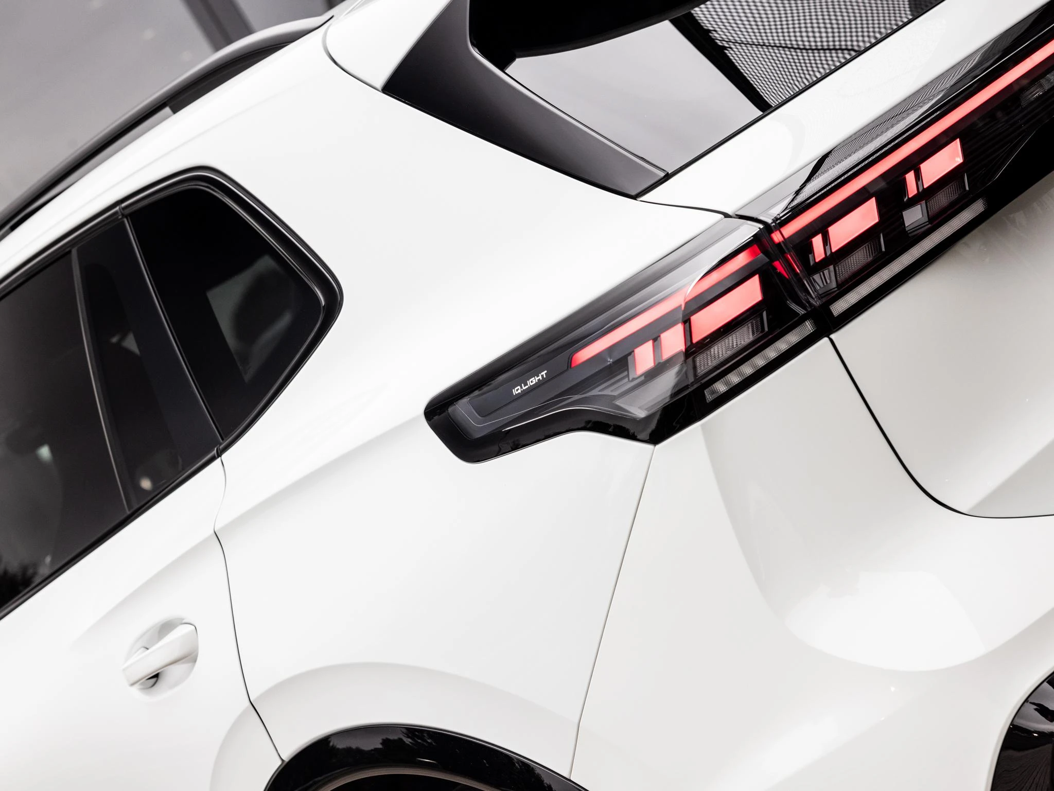 Volkswagen-Tiguan-image-13