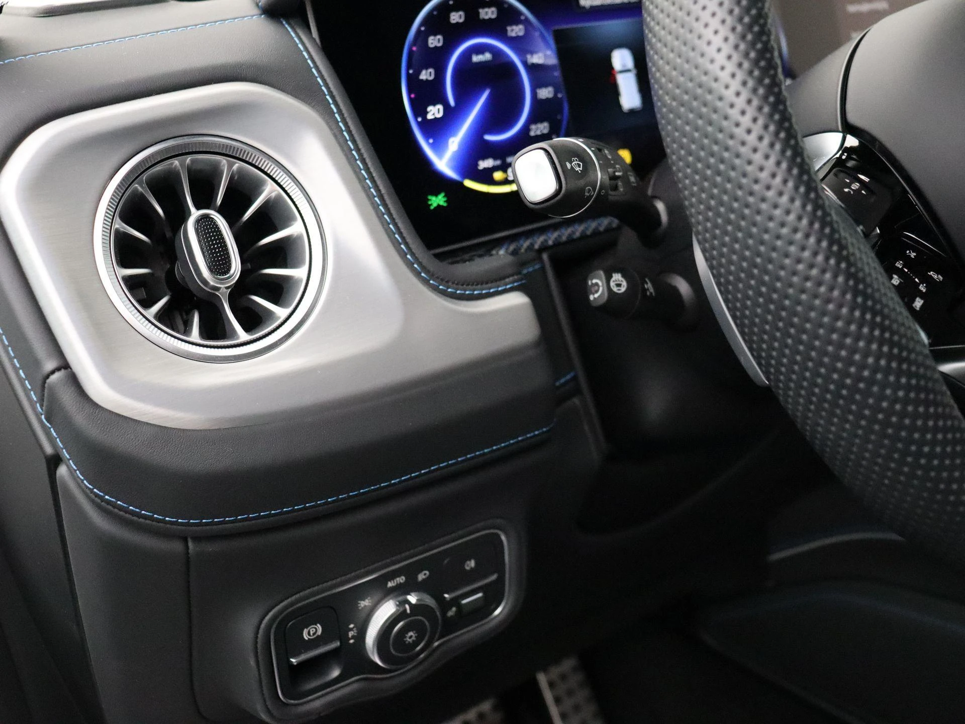 Mercedes-Benz-Classe G-image-12