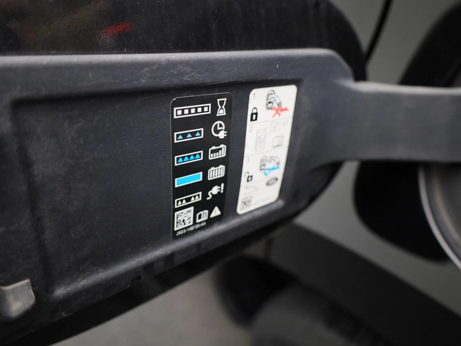 Land Rover-Range Rover Evoque-image-42