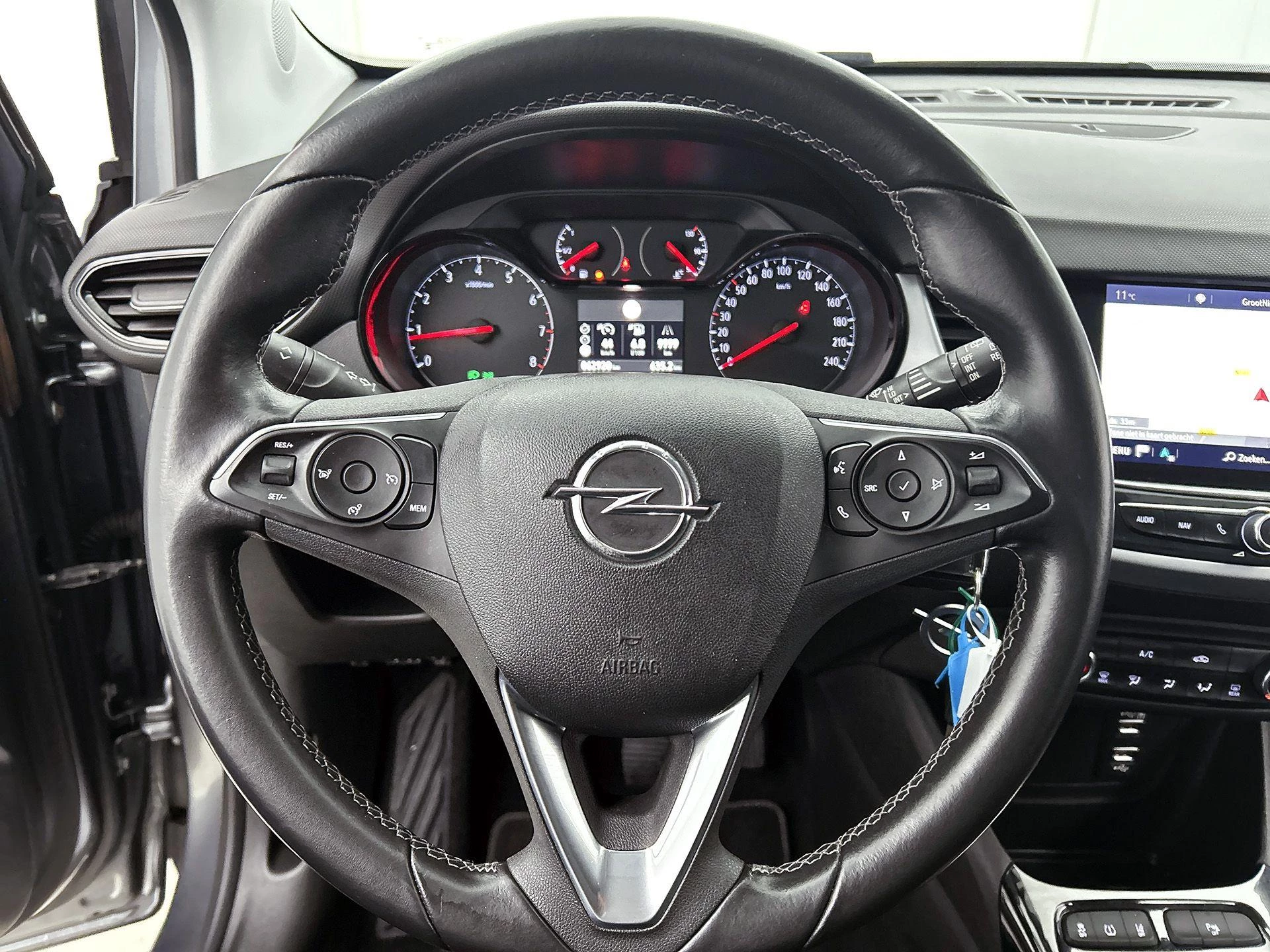 Opel-Crossland X-image-28