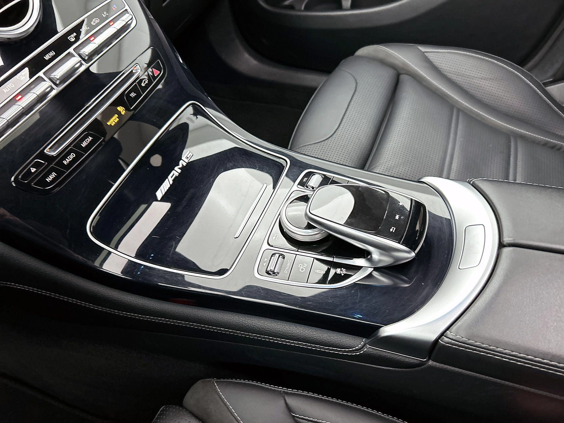 Mercedes-Benz-GLC-image-41