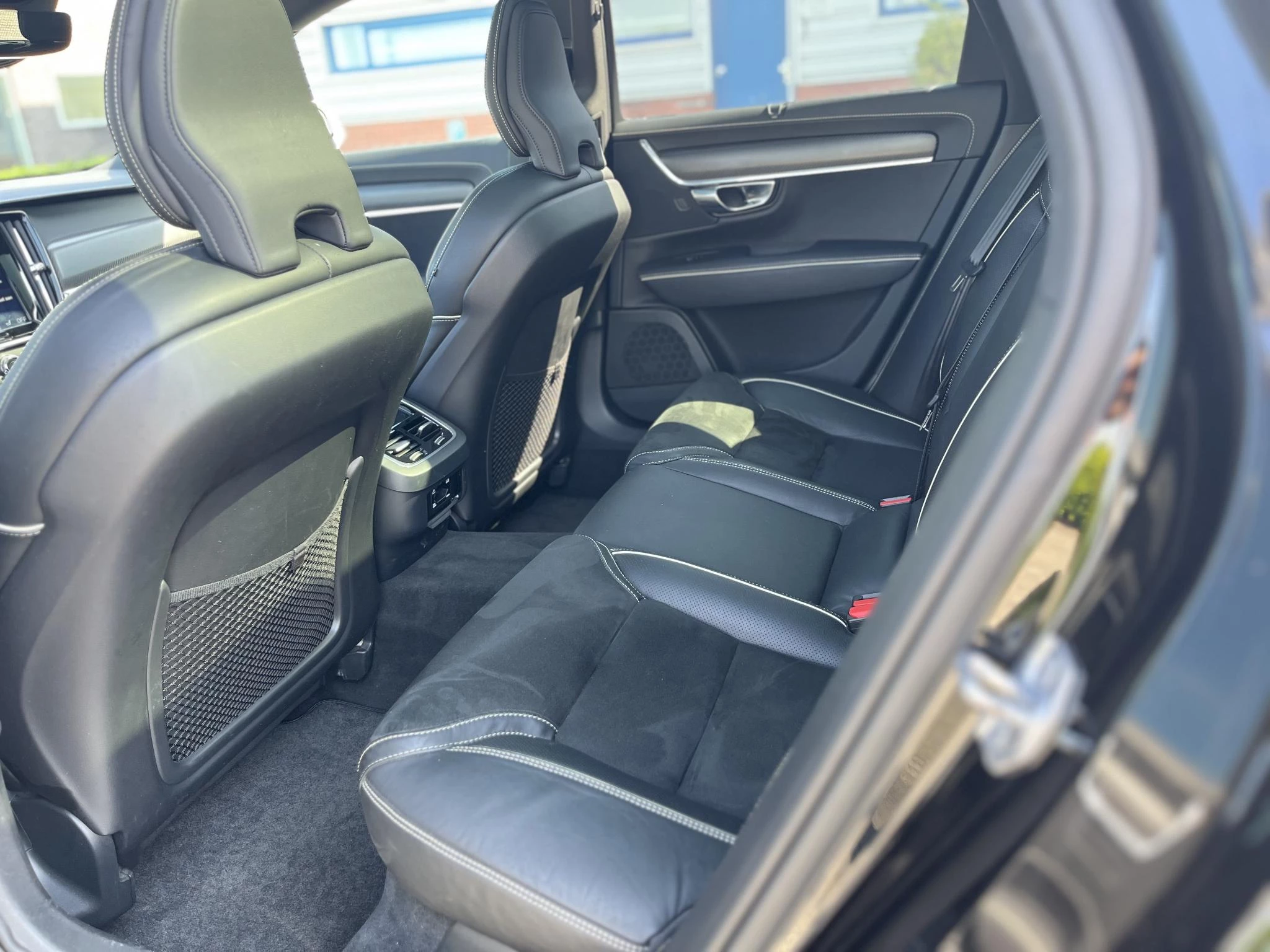 Volvo-V90-image-7