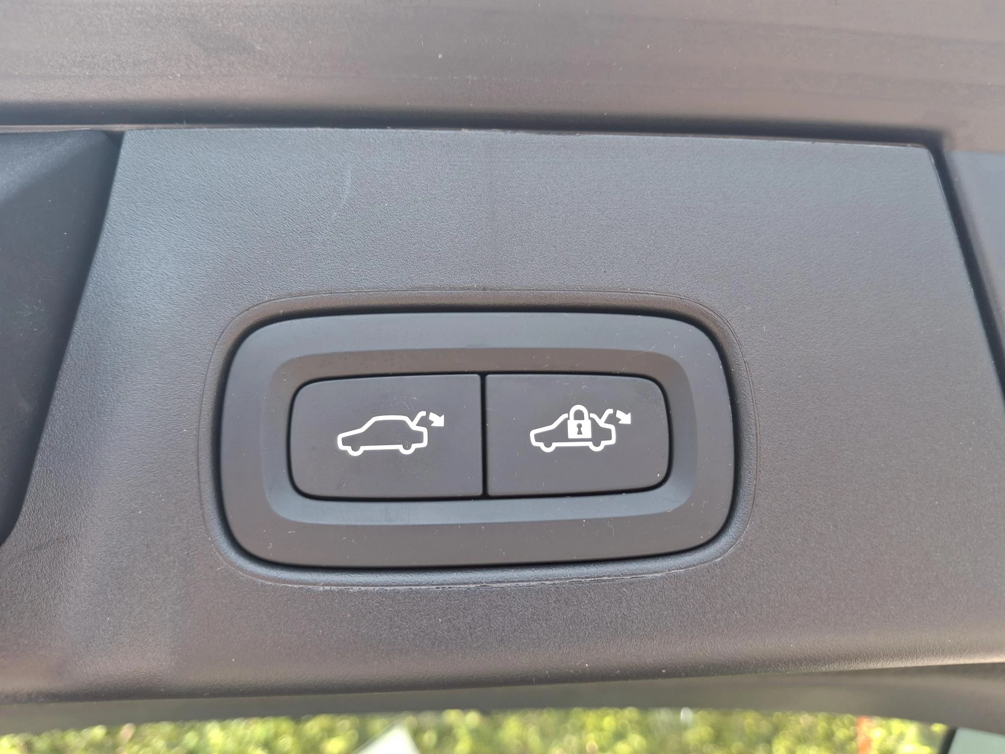 Volvo-V90-image-14