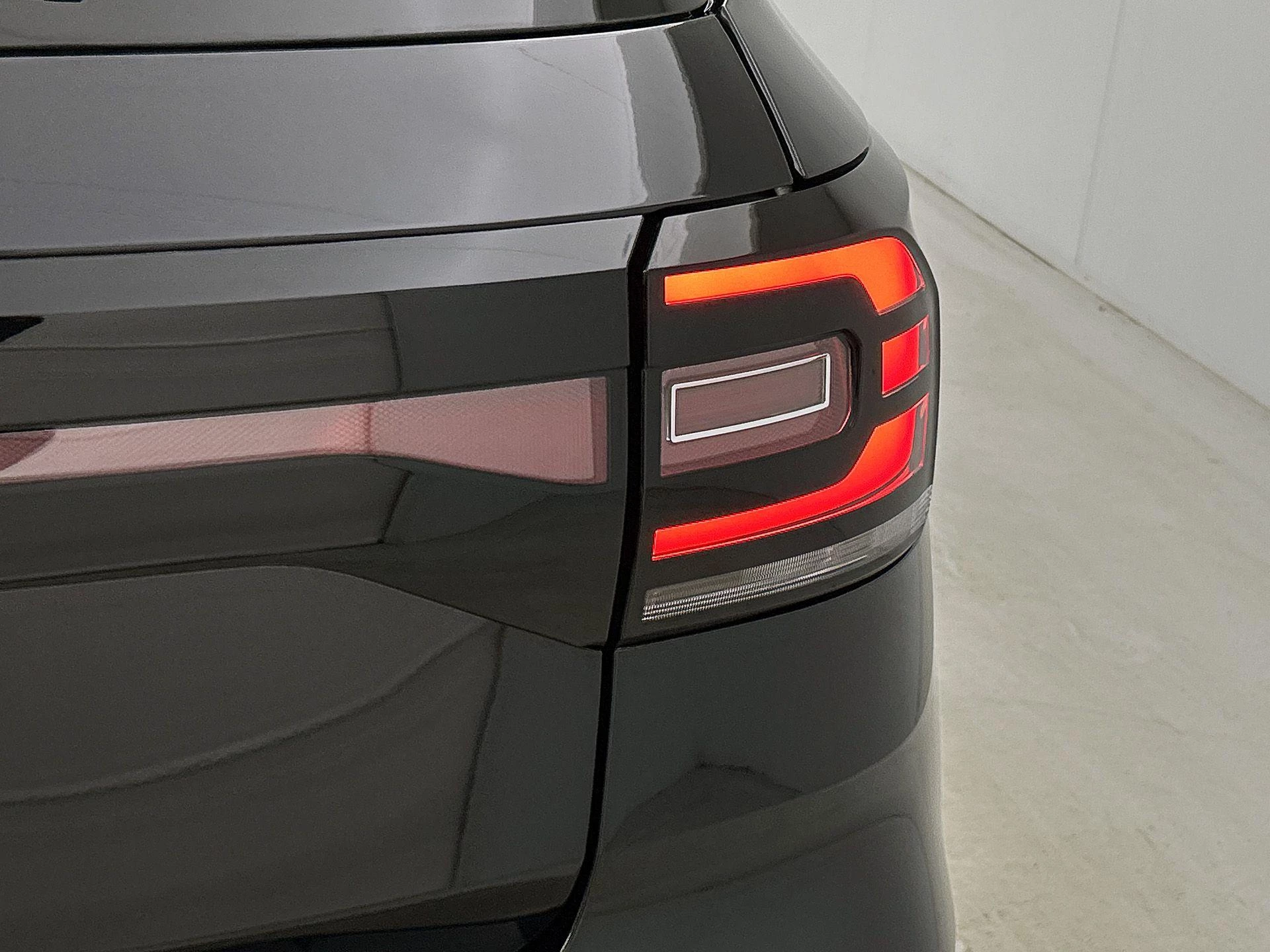 Volkswagen-T-Cross-image-14