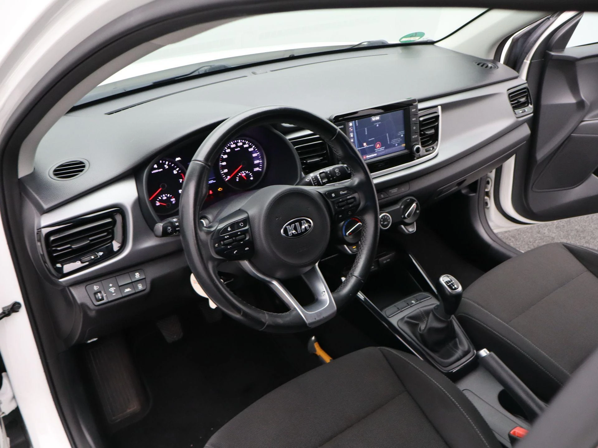 Kia-Rio-image-28
