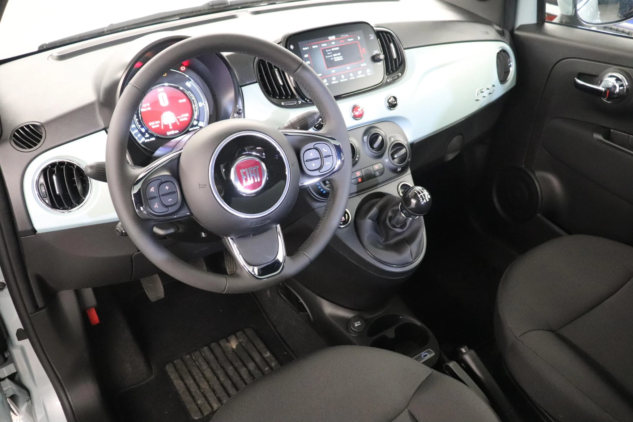 Fiat 500 (3-d) 1.0 Hybrid 70 Dolcevita 51kW
