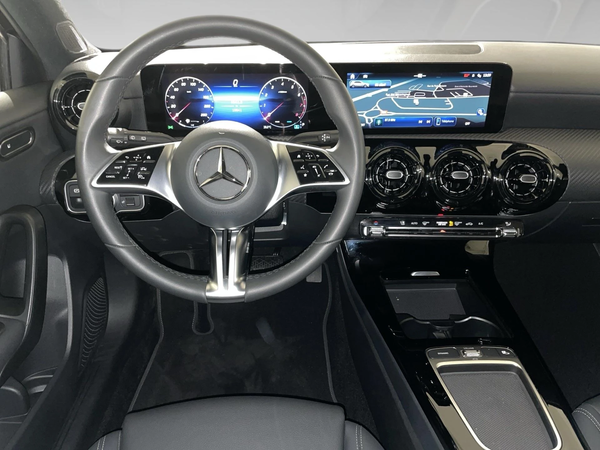 Mercedes-Benz-Classe A-image-5