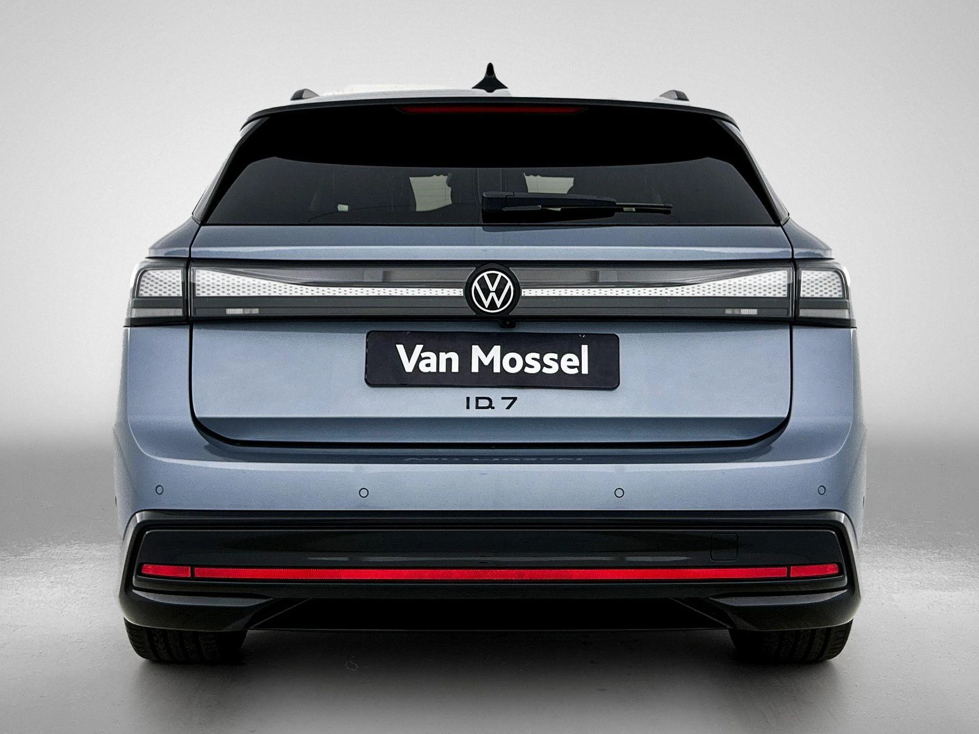 Volkswagen-ID.7-image-2