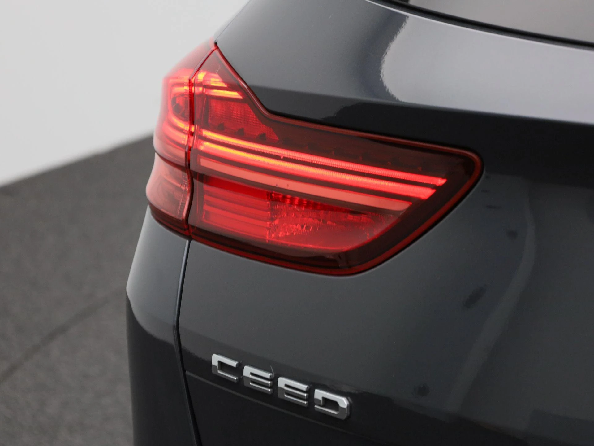 Kia-Ceed Sportswagon-image-36