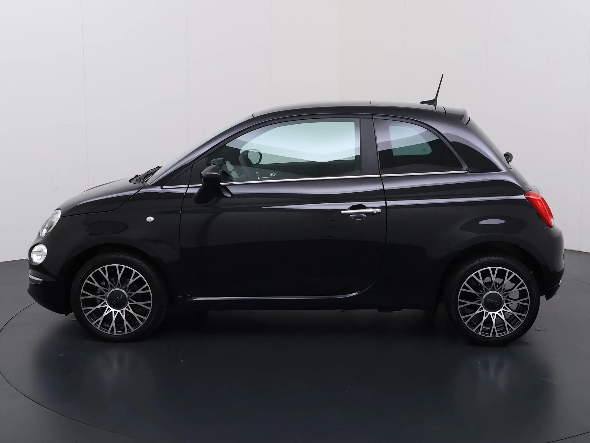 Fiat-500-image-1