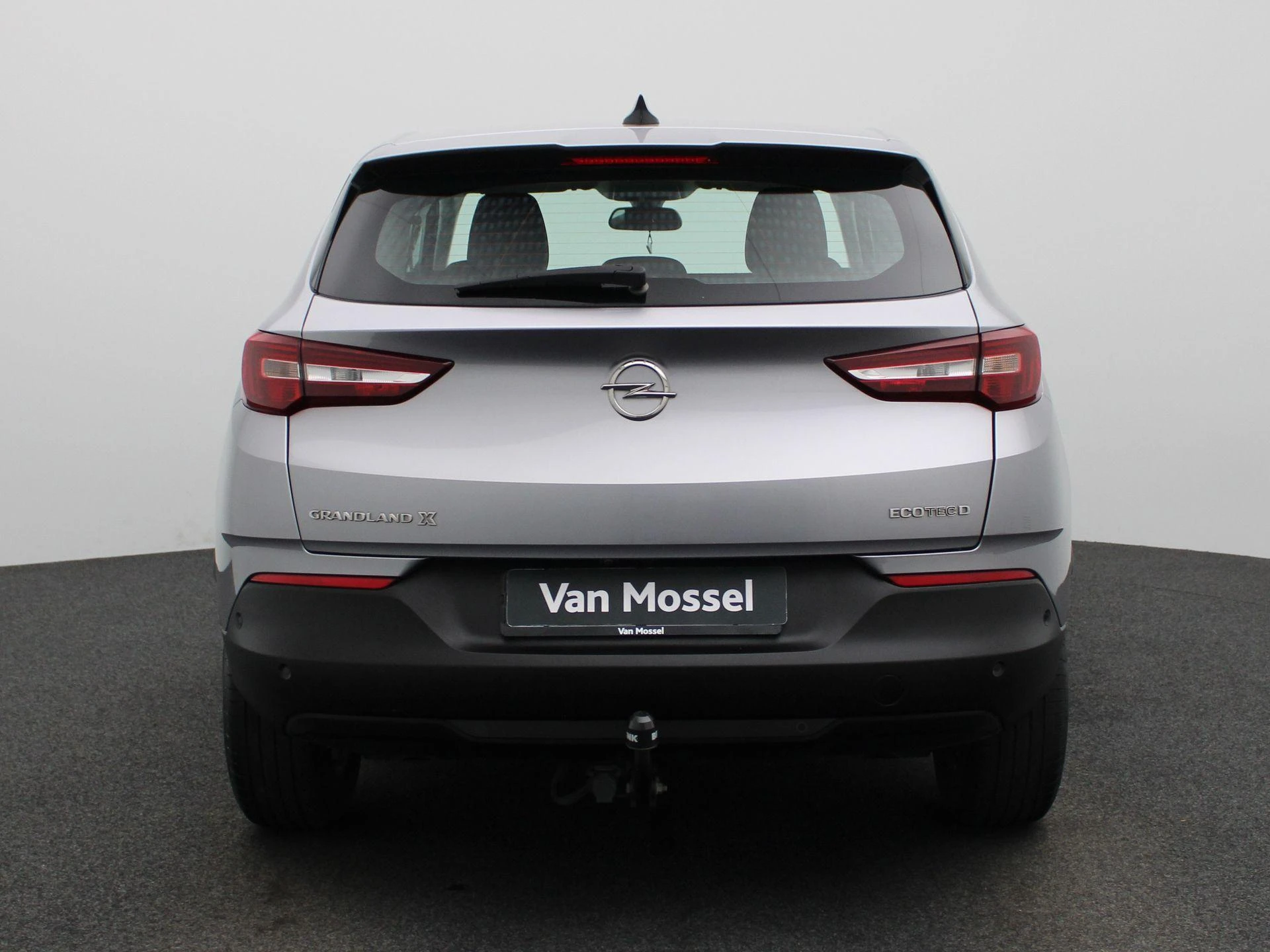 Opel-Grandland X-image-4