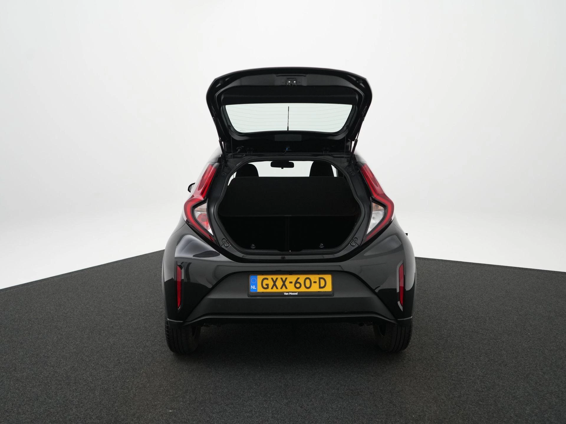 Toyota Aygo X 1.0 VVT-i MT Play