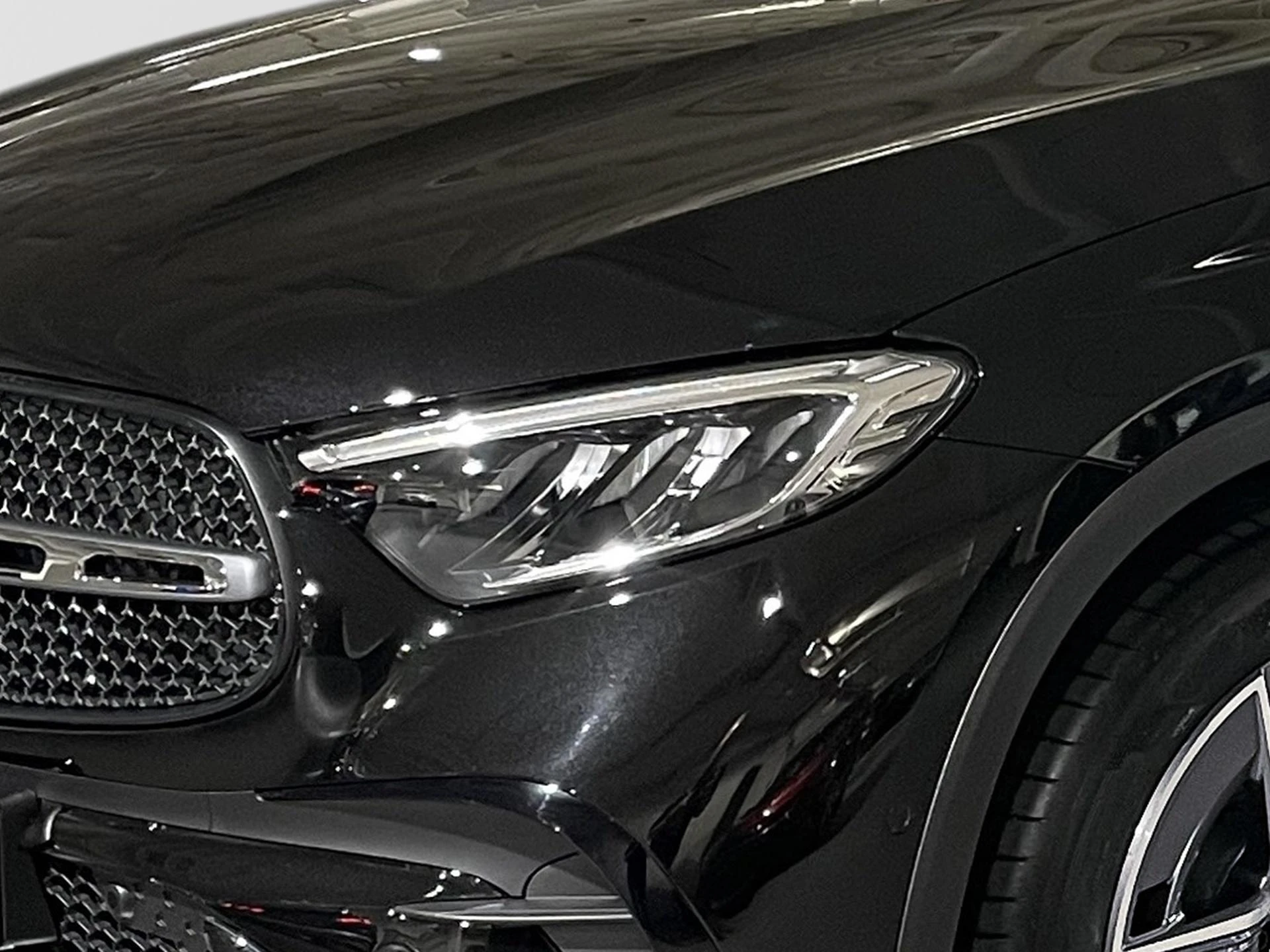Mercedes-Benz-GLC-image-20