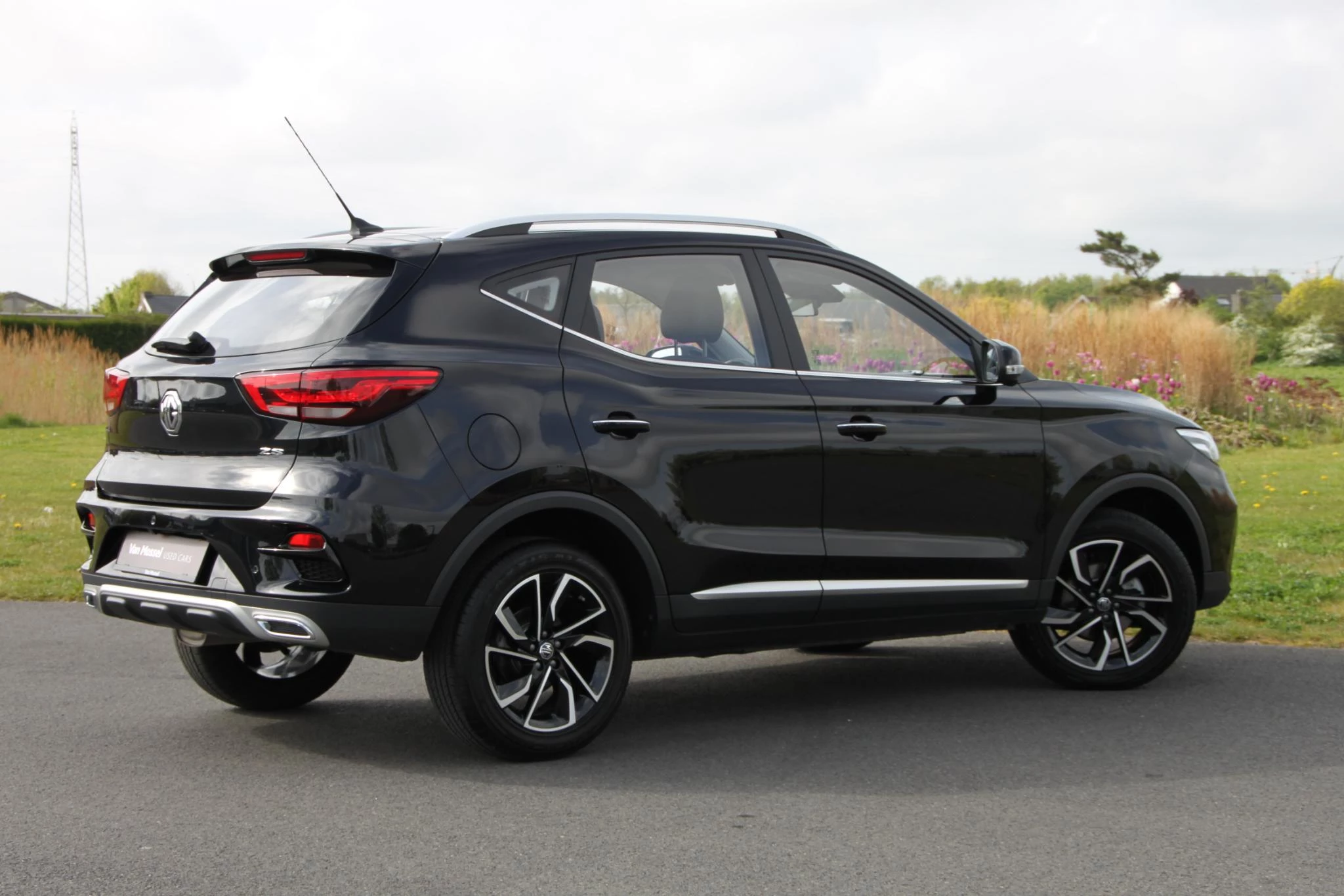 MG ZS 1.5 VTi-Tech MT LUXURY