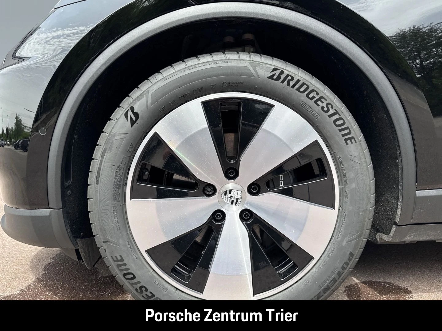Porsche-Macan-image-7