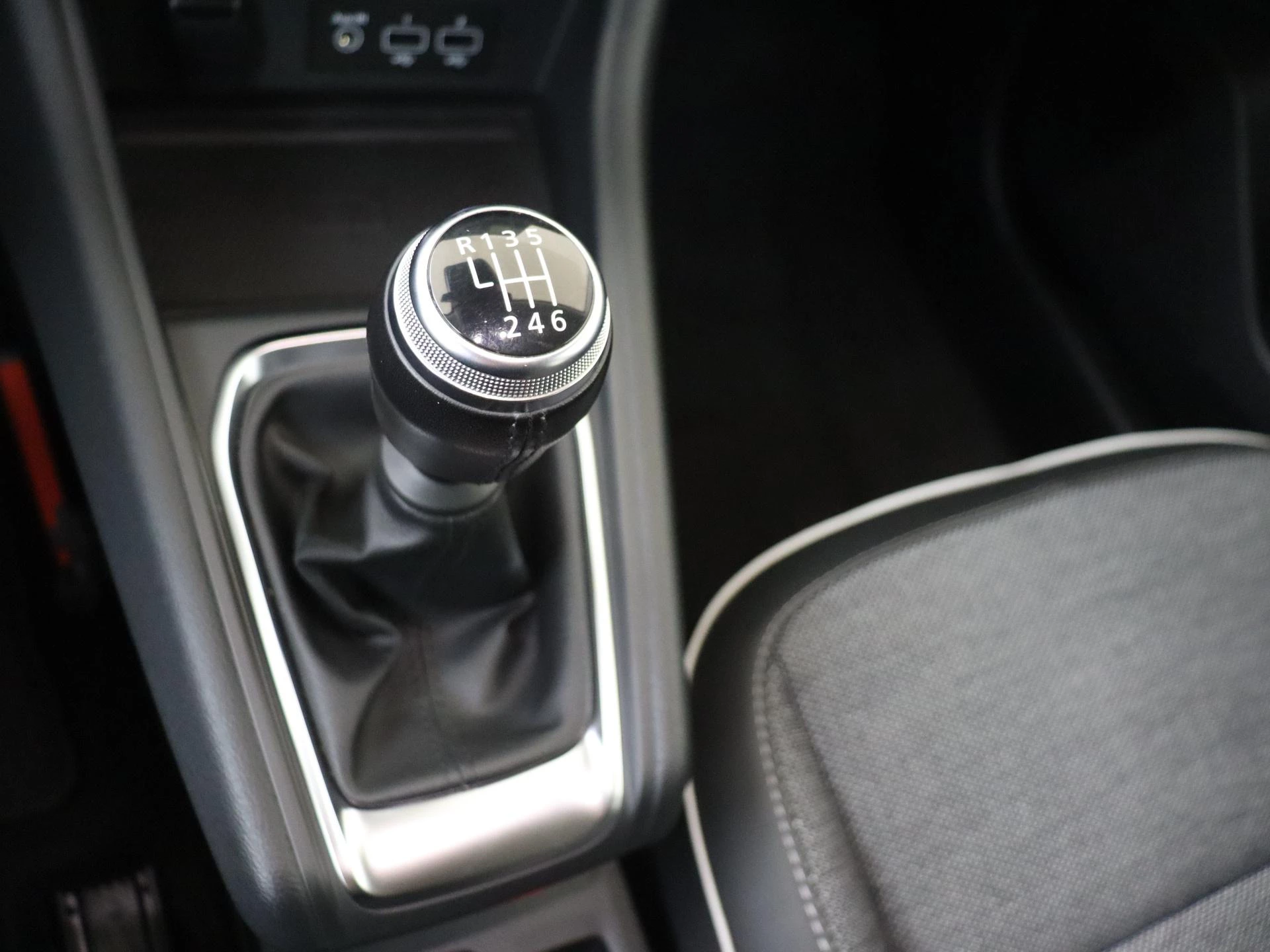 Renault Captur 1.3 TCe 140 Intens