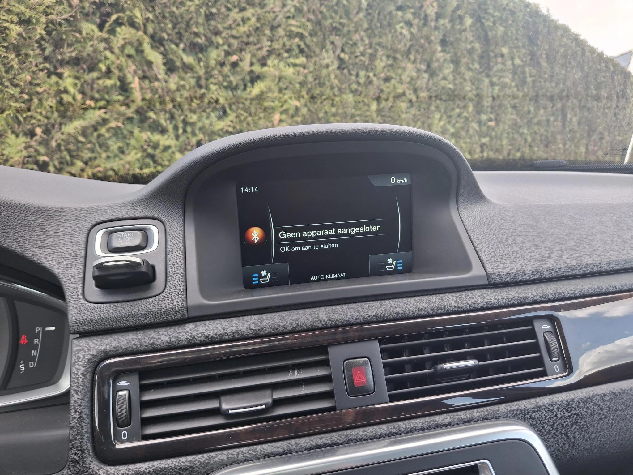 Volvo-V70-image-8
