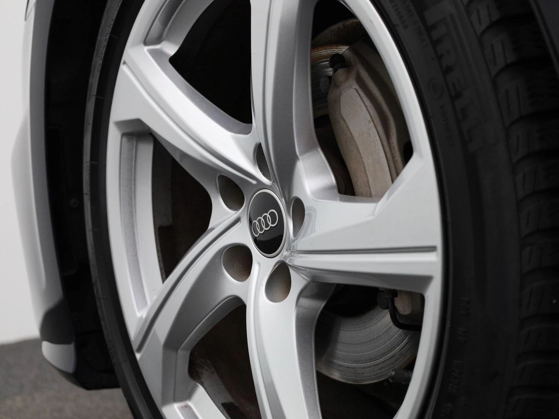Audi A6 Avant 40 TFSI Advanced edition