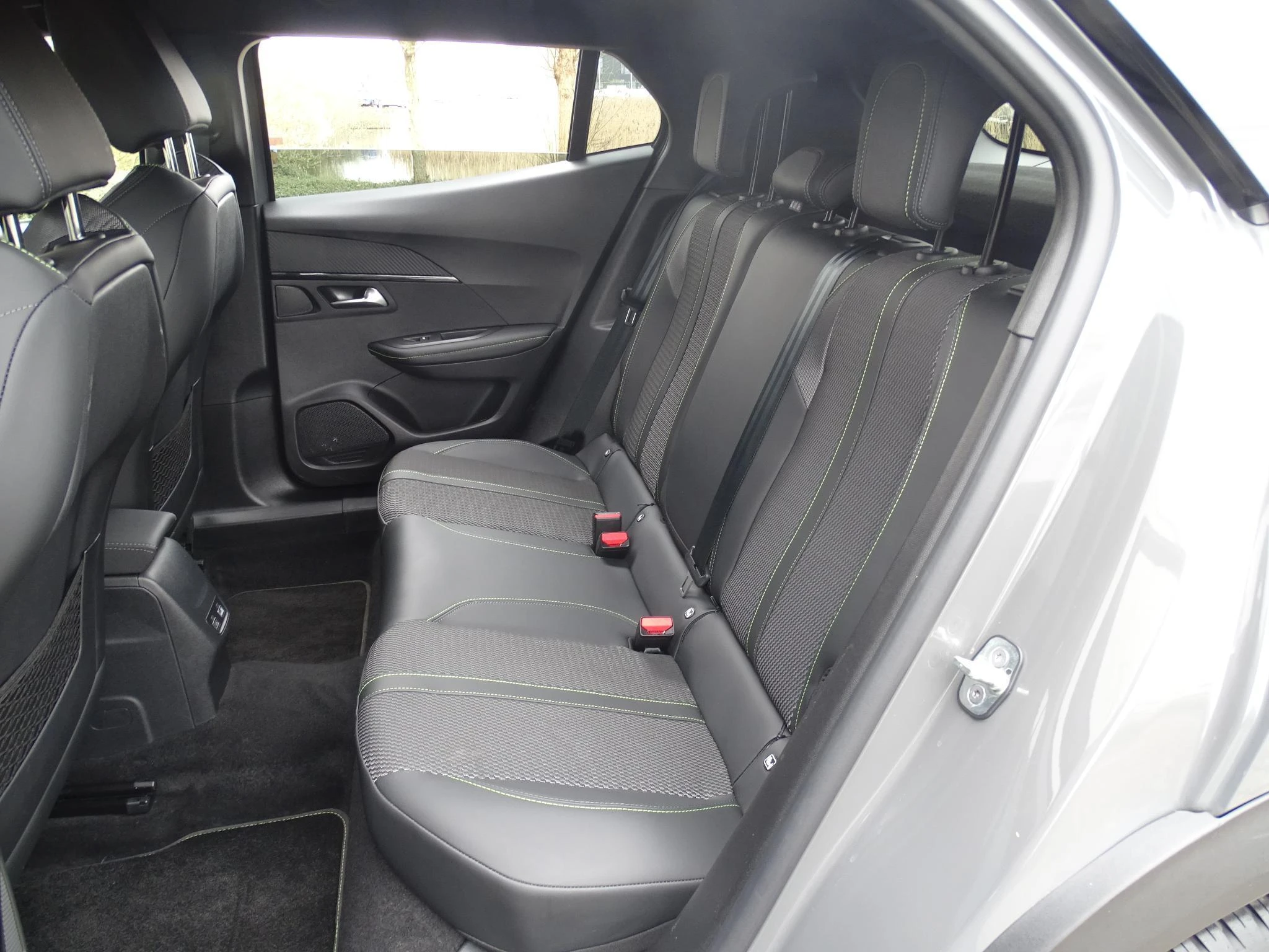 Peugeot-2008-image-16