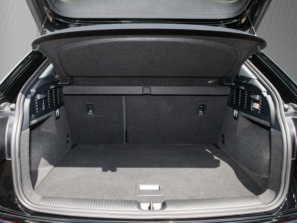 Audi Q2 40 TFSI quattro S line Kamera GRA PDC+