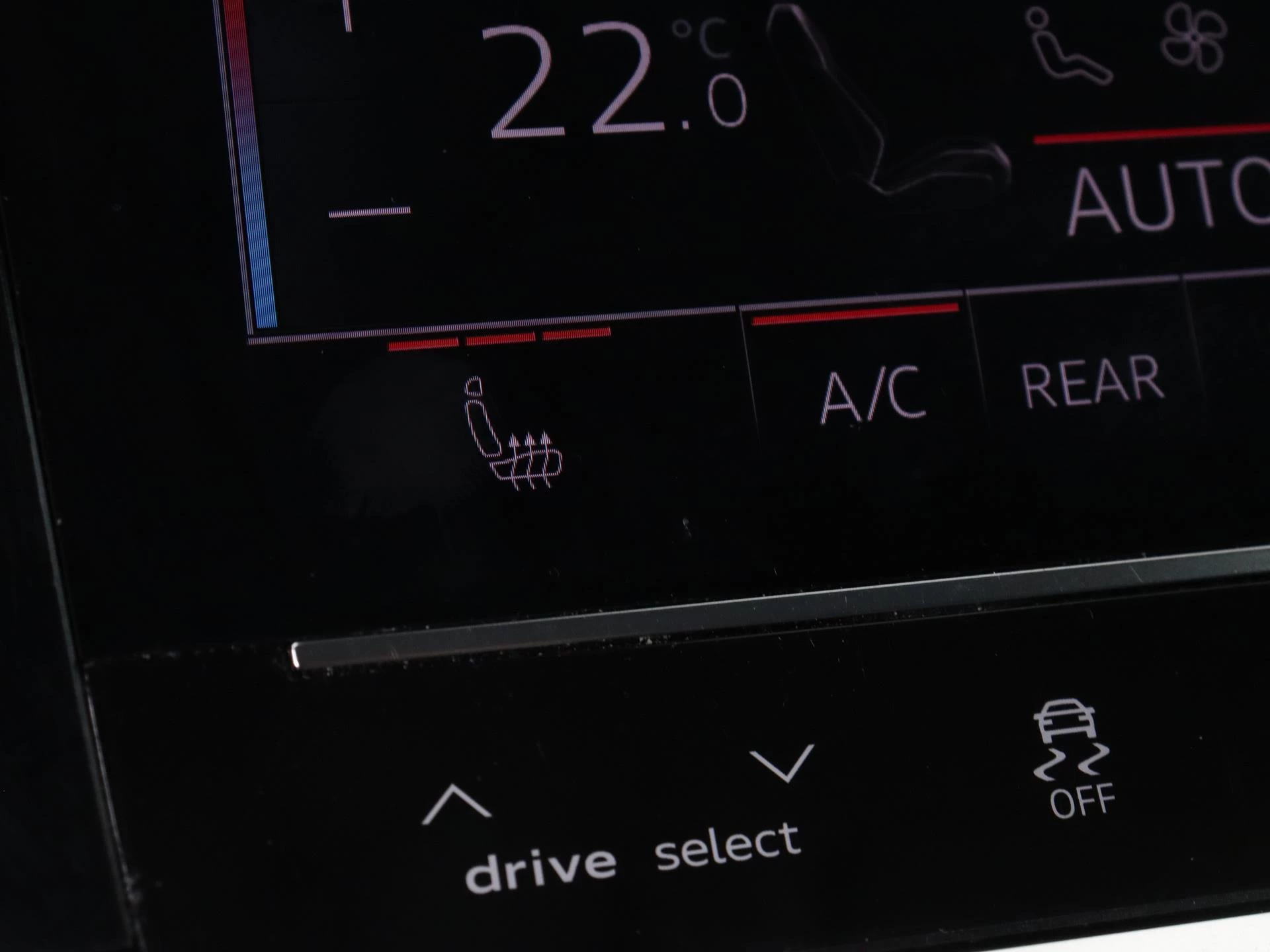 Audi-e-tron-image-24