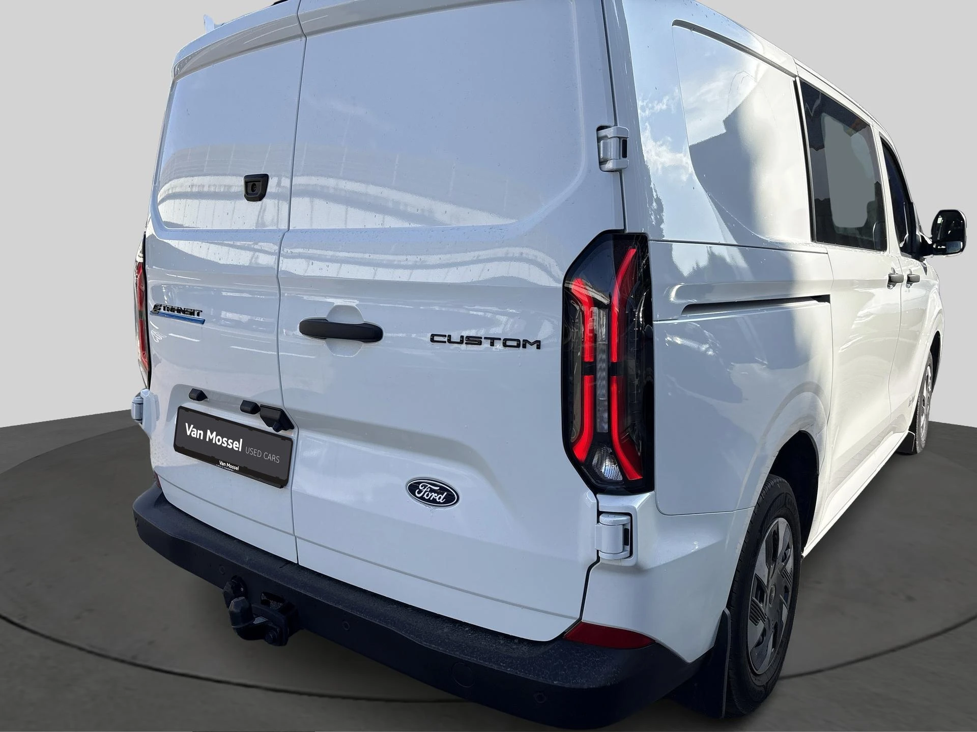 Ford-Transit Custom-image-6