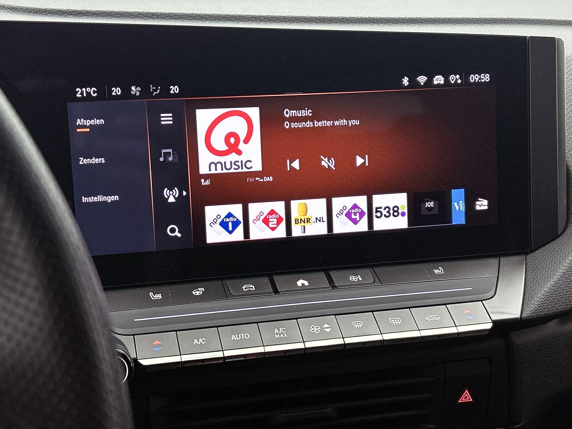 Opel-Astra-image-6