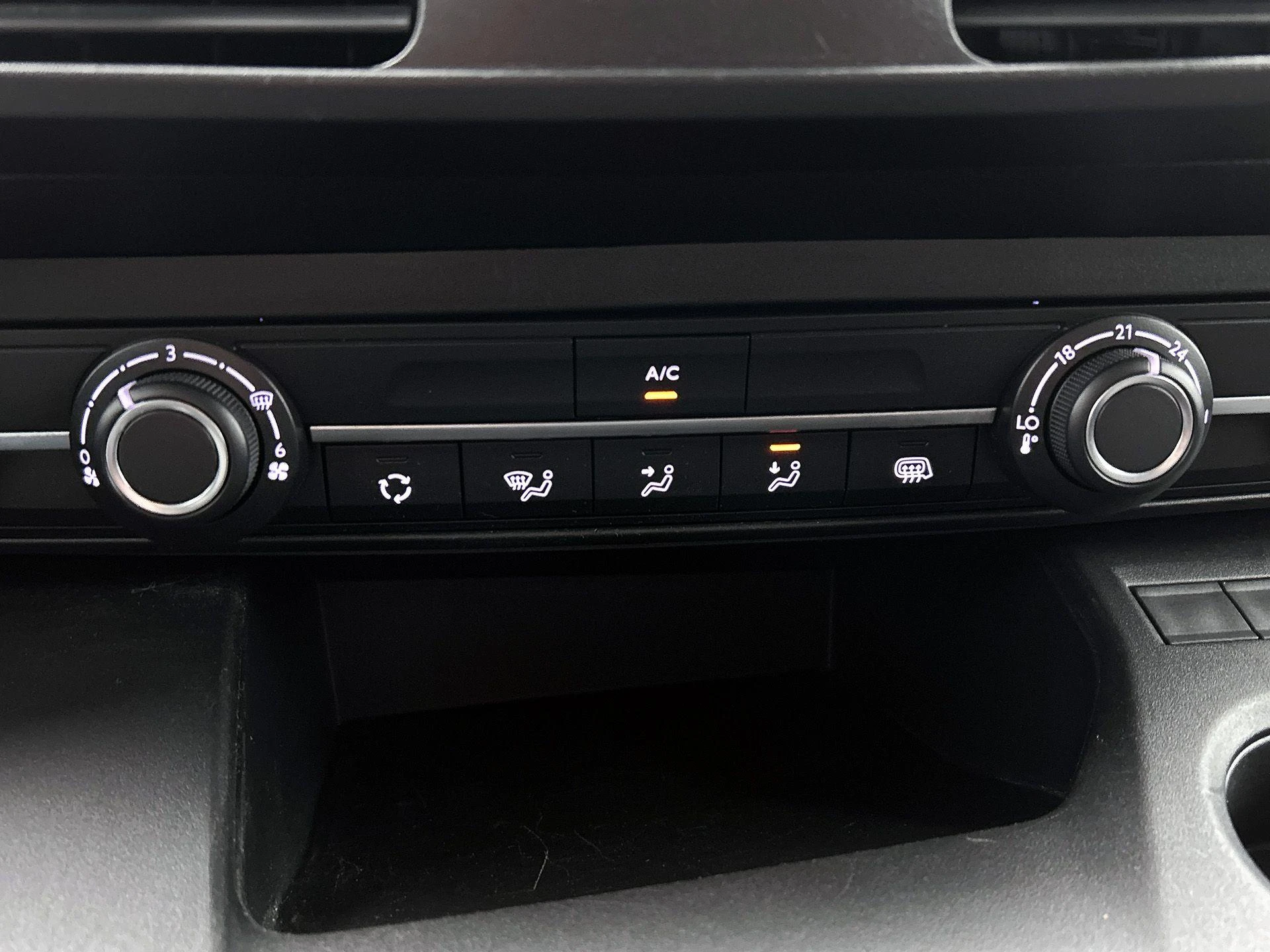 Opel-Combo-image-23