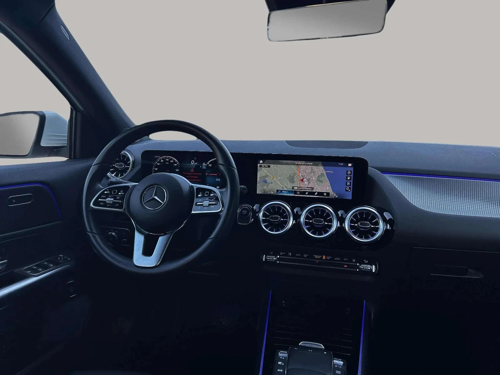 Mercedes-Benz-EQA-image-12