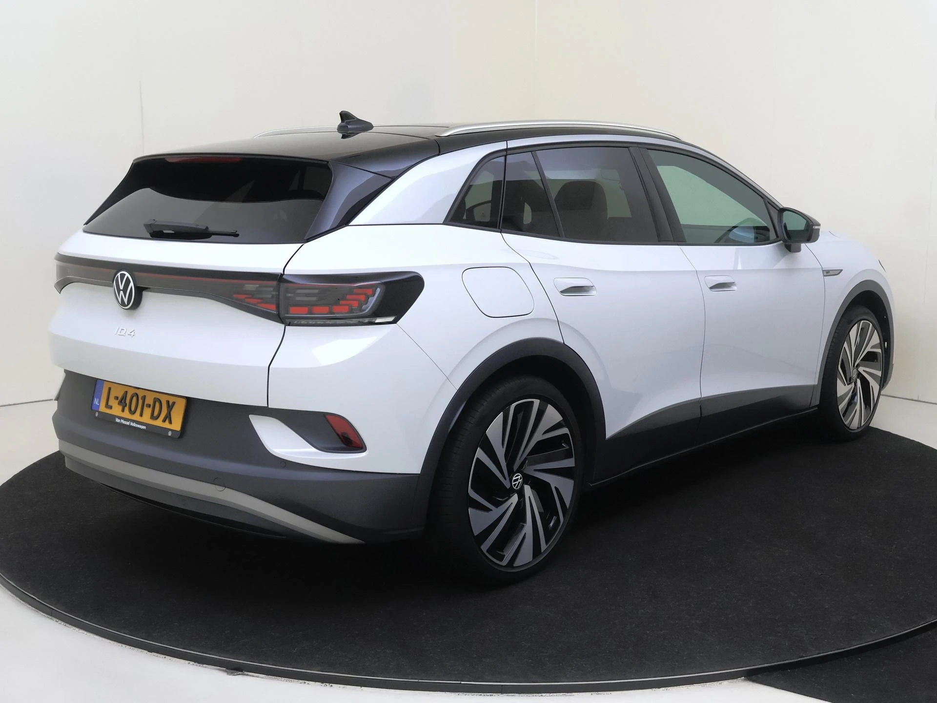 Volkswagen-ID.4-image-3