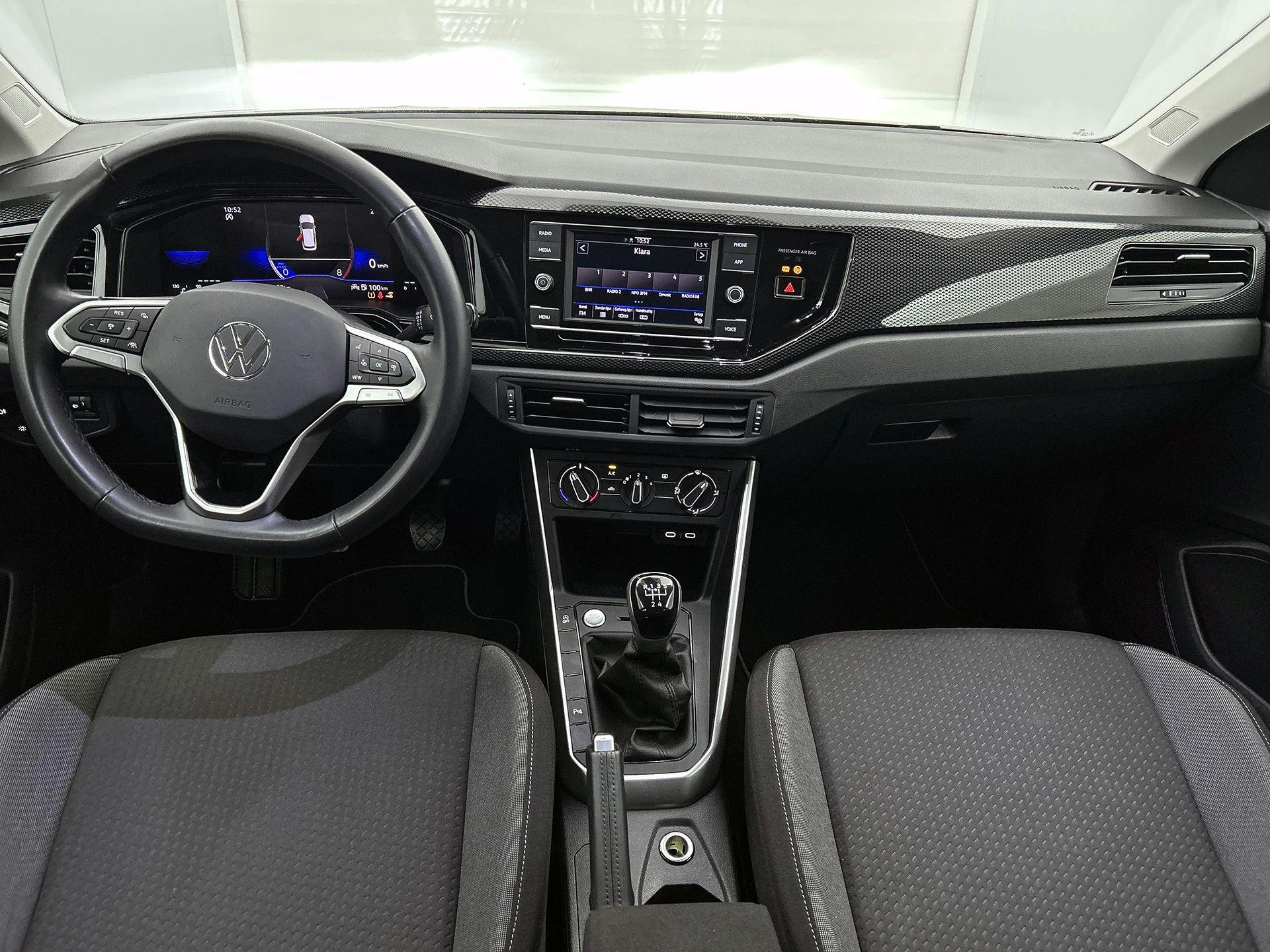 Volkswagen-Taigo-image-20