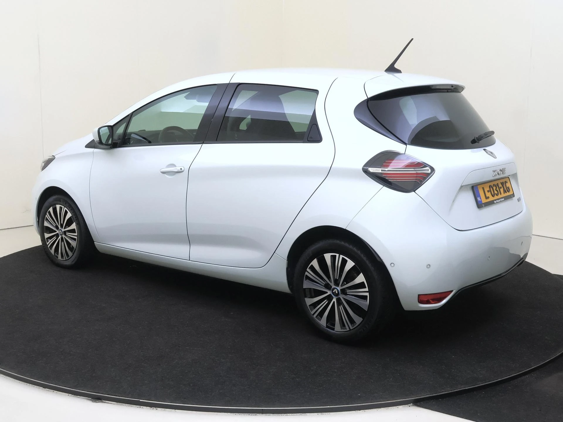 Renault-ZOE-image-2