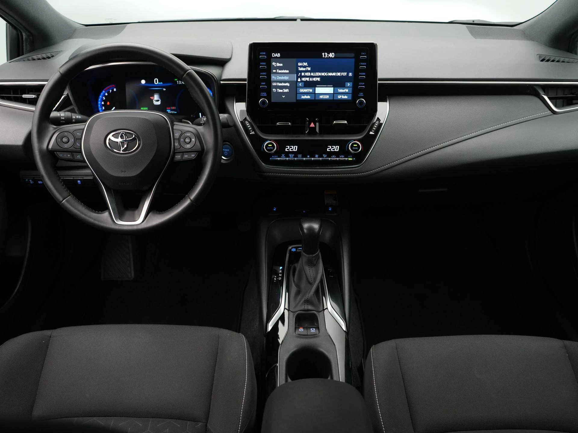 Toyota-Corolla Touring Sports-image-6