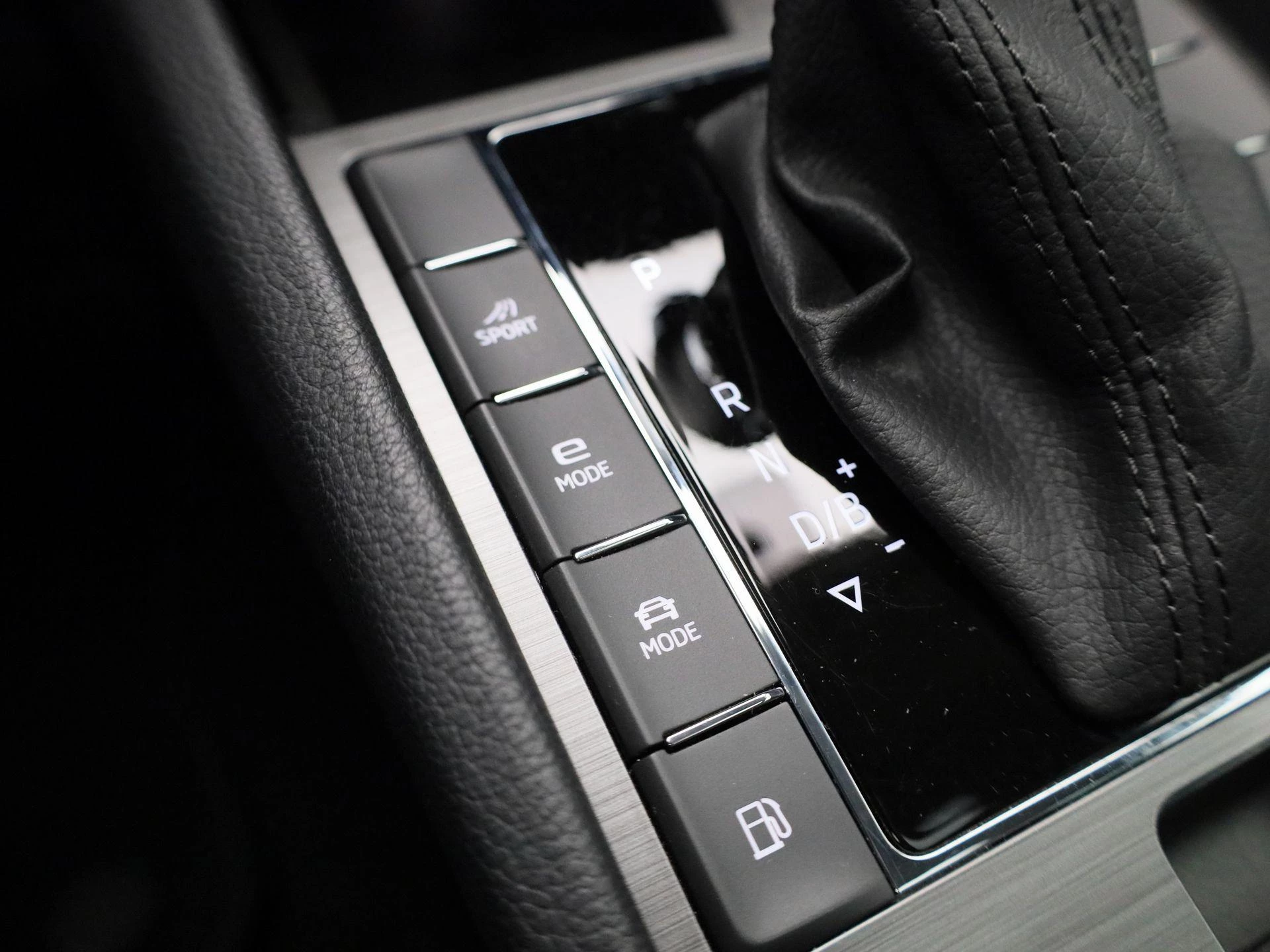 Škoda Superb Combi 1.4 TSI iV 160kW DSG6 Clever