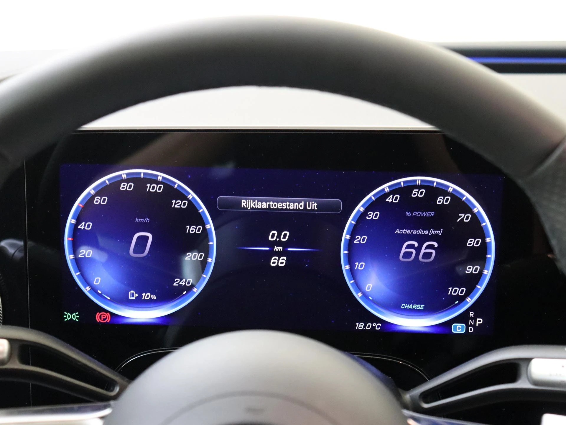 Mercedes-Benz-C-Klasse-image-10