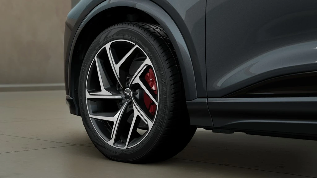 Audi Q6 e-tron SUV quattro 315 kW