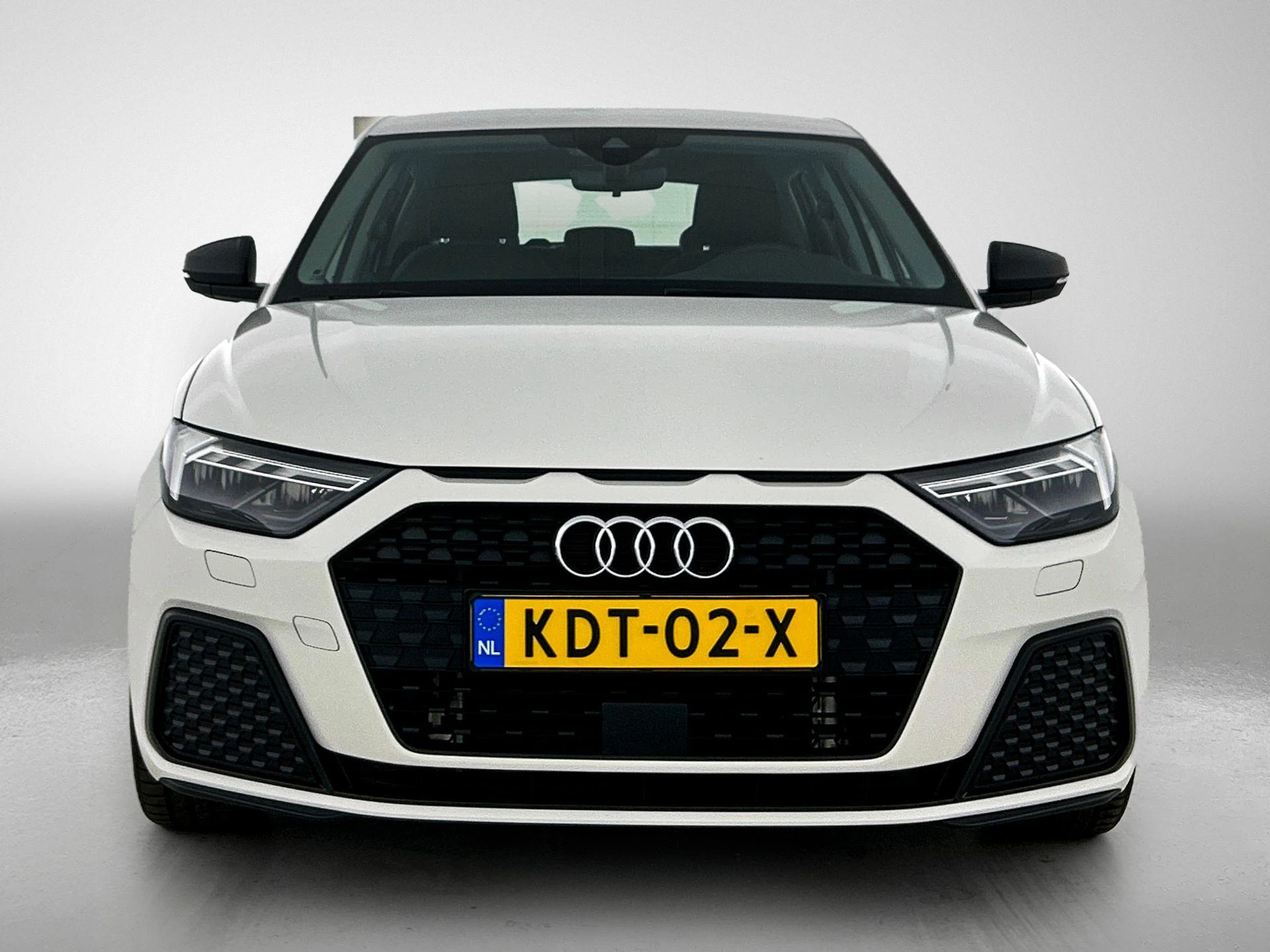 Audi-A1 Sportback-image-4