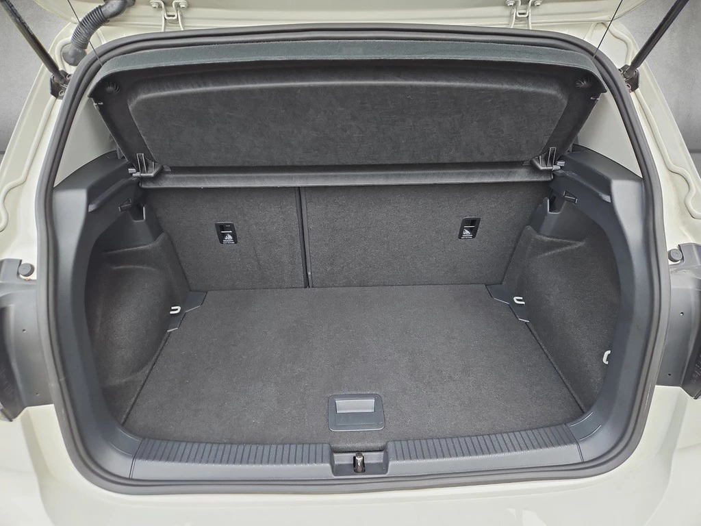 Volkswagen T-Cross 1.0 TSI Life *Navi*APP*