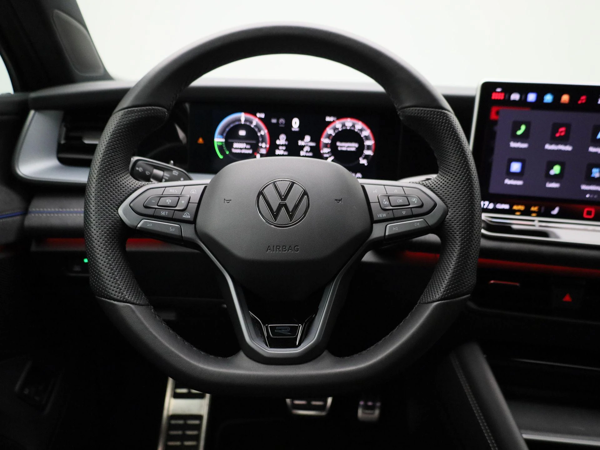 Volkswagen Tayron 1.5 eHybrid R-Line Edition 204 PK|