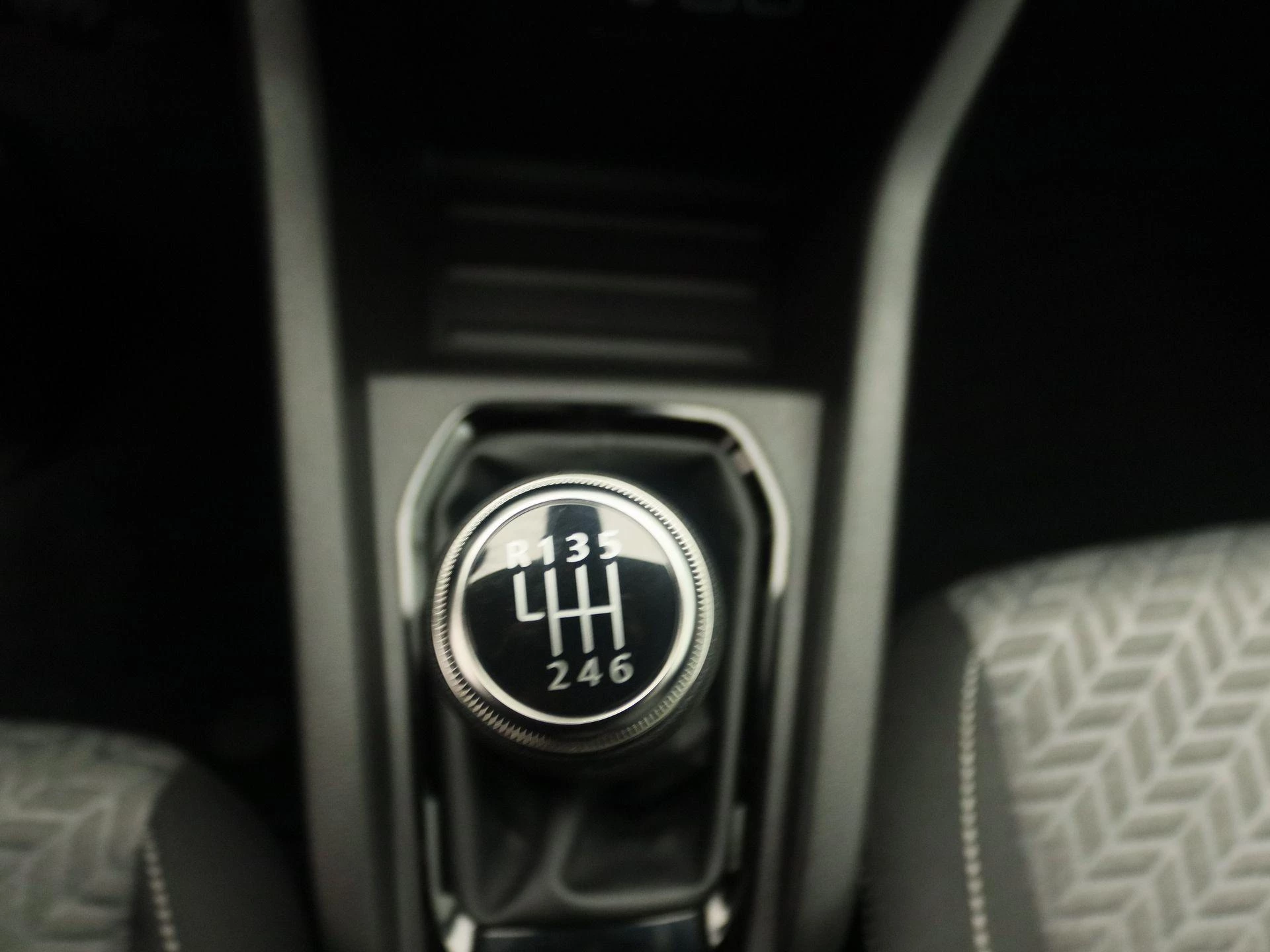 Renault-Clio-image-9