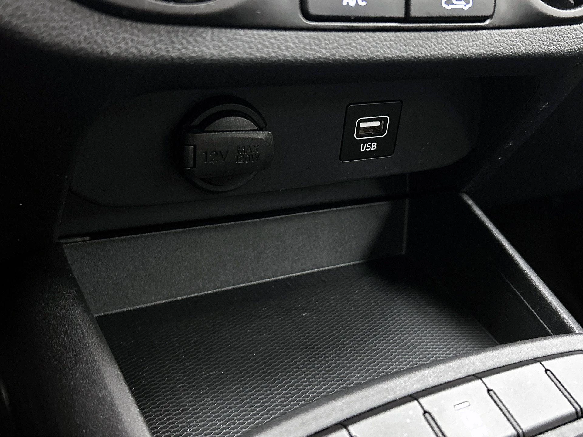 Hyundai-i10-image-21