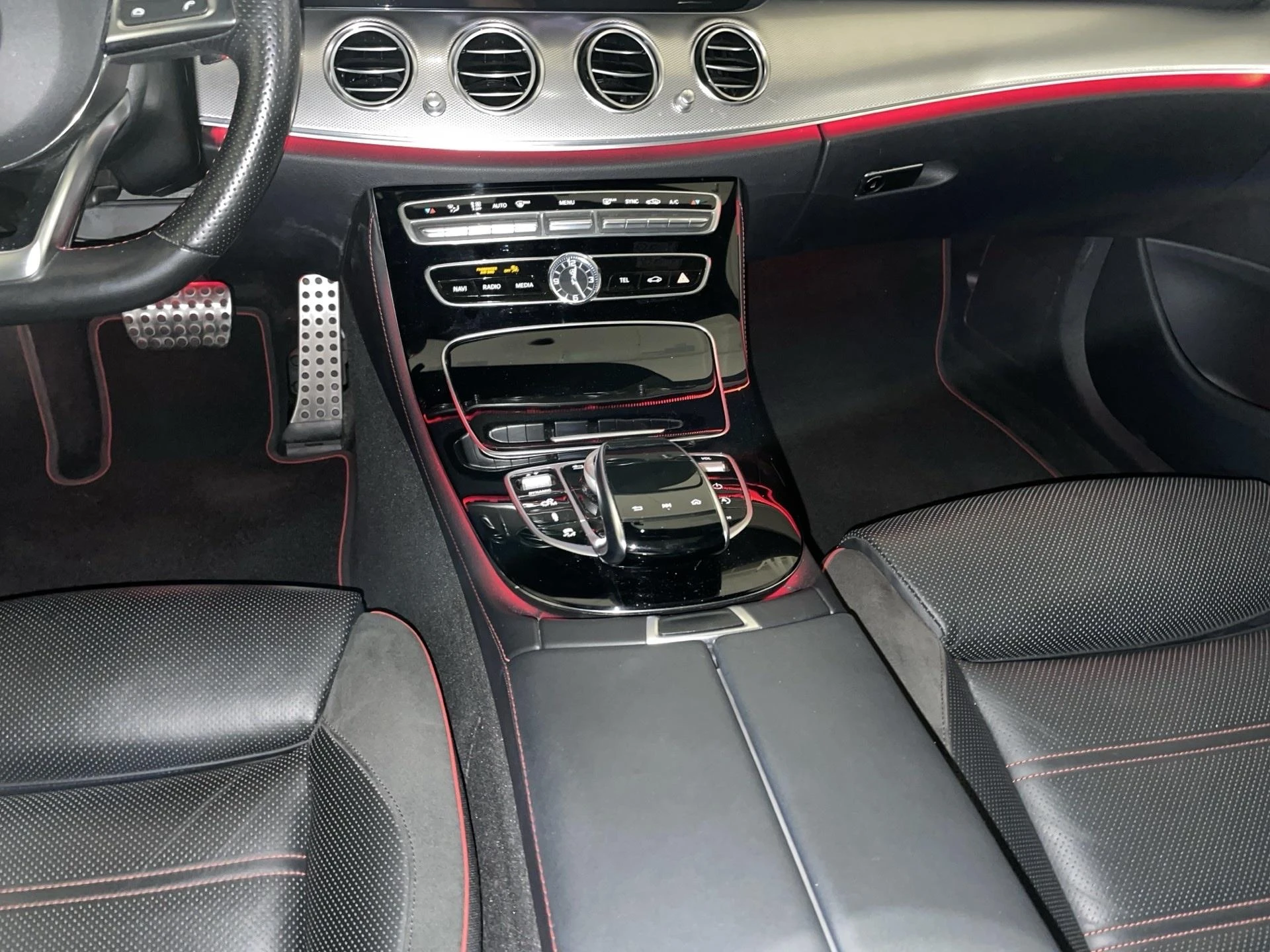 Mercedes-Benz-Classe E-image-9
