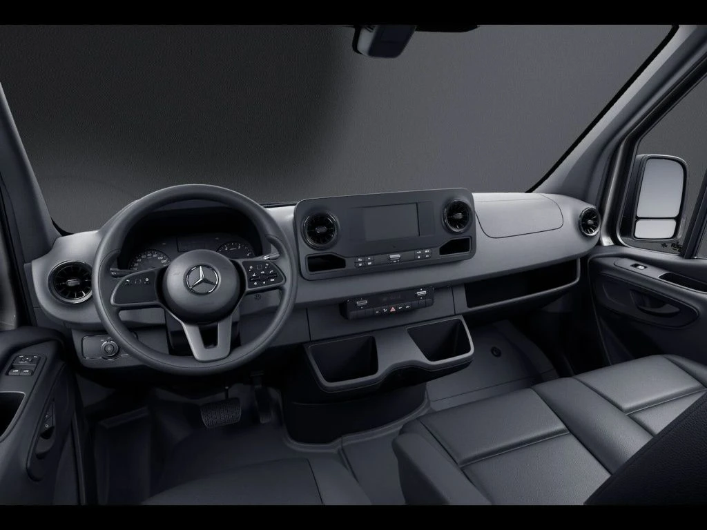 Mercedes-Benz-Sprinter 311-image-11