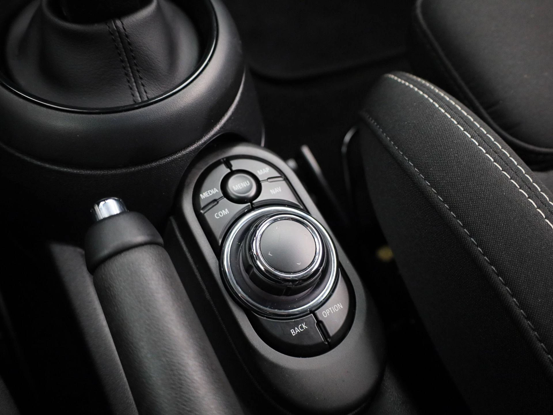 MINI-Cooper S-image-29