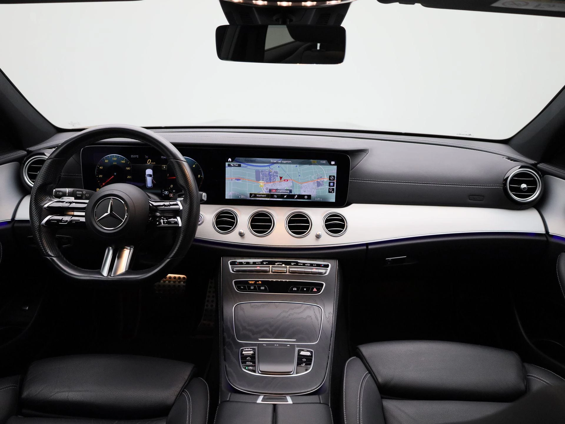 Mercedes-Benz-Classe E-image-35