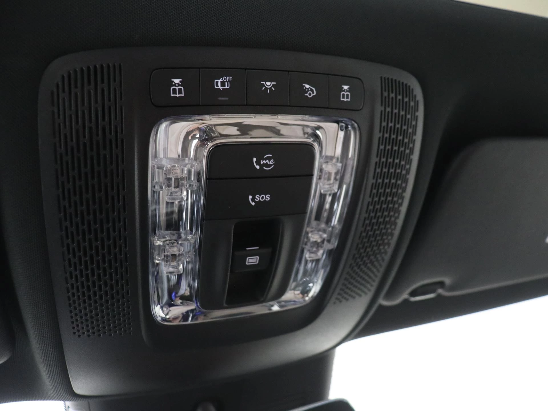 Mercedes-Benz-B-Klasse-image-23